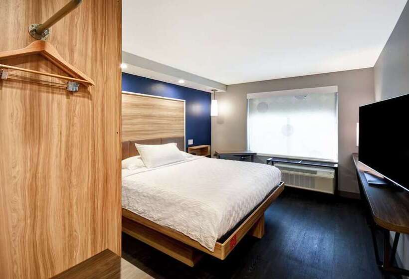 Отель Tru By Hilton Sterling Heights Detroit