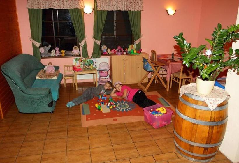 فندق Villa Victoria Penzion