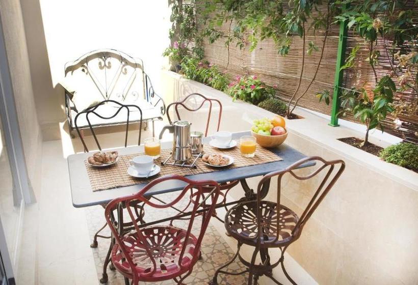 We Town House With Terrace