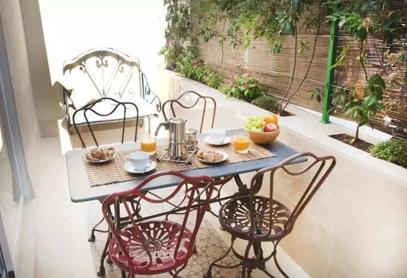 We Town House With Terrace