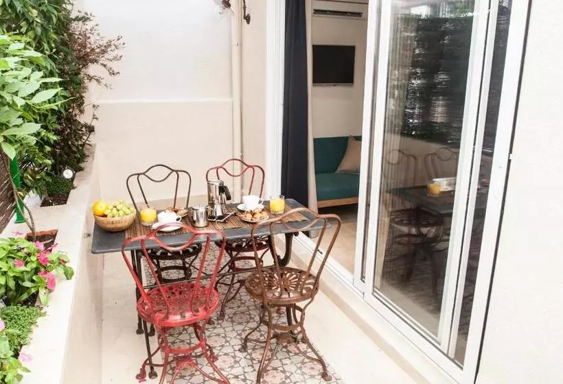 We Town House With Terrace