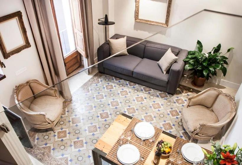 We Town House With Terrace