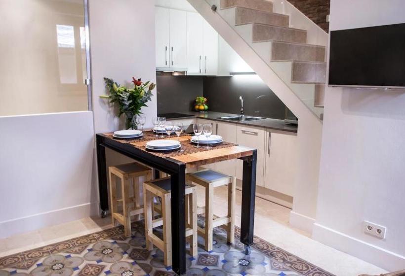 We Town House With Terrace