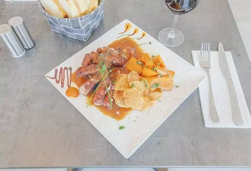 Brit Hotel Reims La Neuvillette