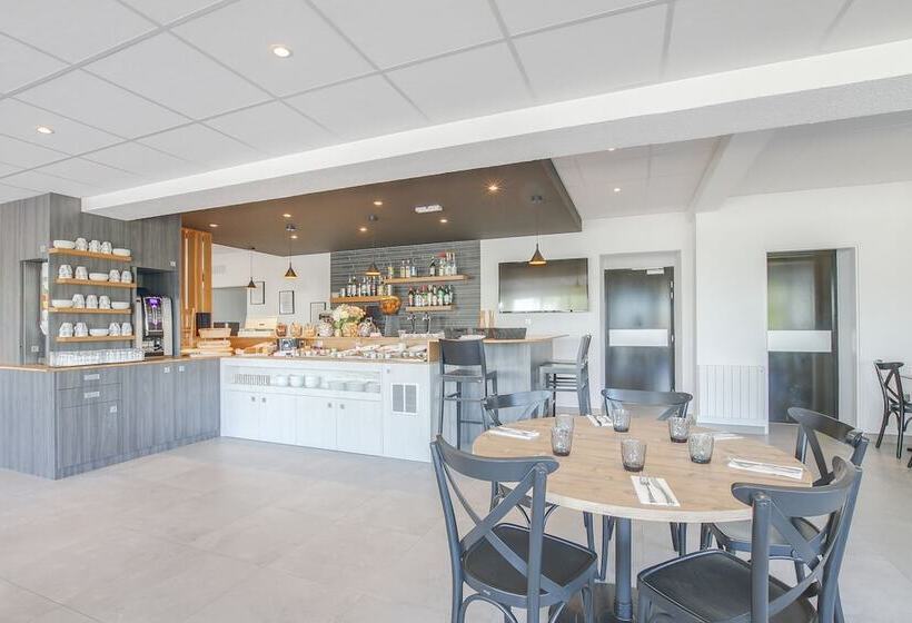 Brit Hotel Reims La Neuvillette