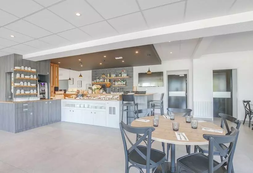 Brit Hotel Reims La Neuvillette