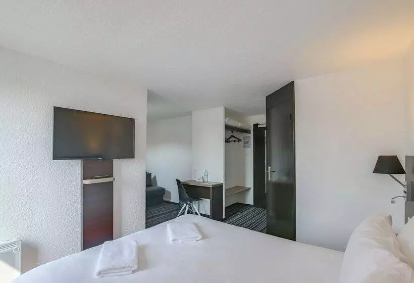 Brit Hotel Reims La Neuvillette