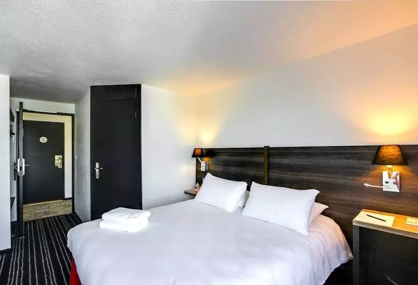 Brit Hotel Reims La Neuvillette