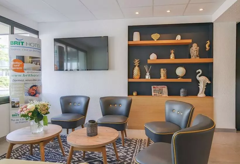 Brit Hotel Reims La Neuvillette