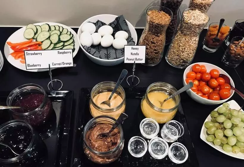 هتل Bella Apartments & Rooms