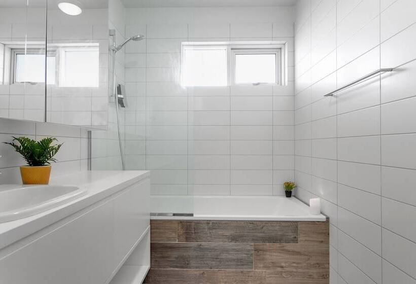 Hotel Bella Apartments & Rooms