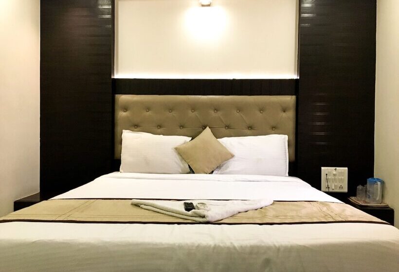 Hotel Bkc Palace