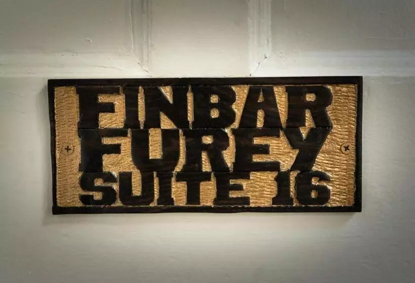 Hotelli Brogans Bar &