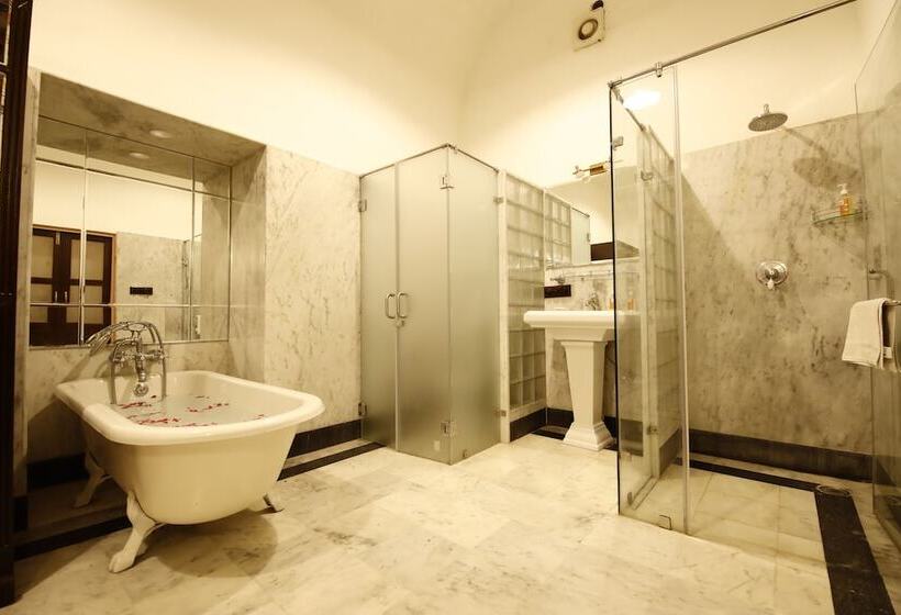 בית מלון כפרי Castle Kanota