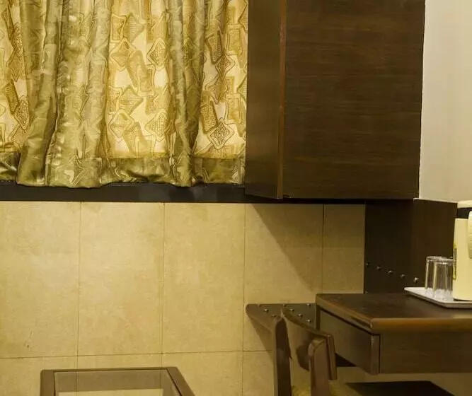 Hotelli City Guest House   Dadar