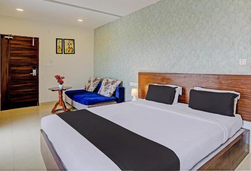 Отель Super Collection O Ssr Royal Suites