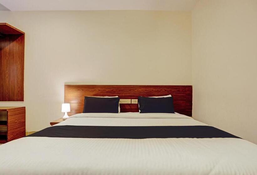 Отель Super Collection O Ssr Royal Suites