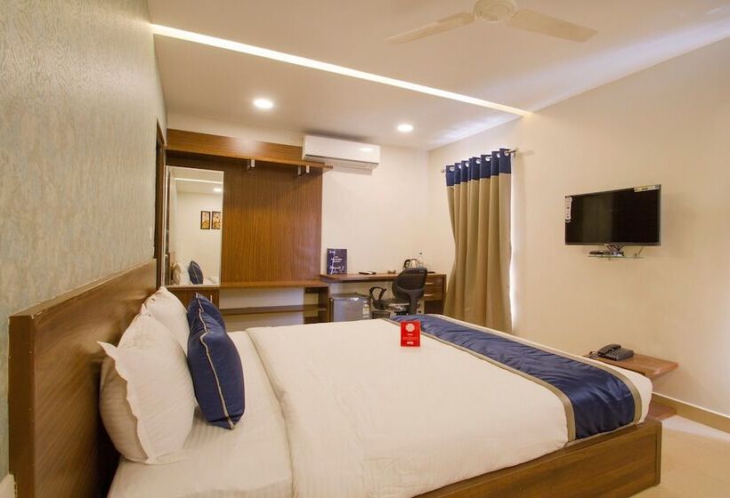 Отель Super Collection O Ssr Royal Suites