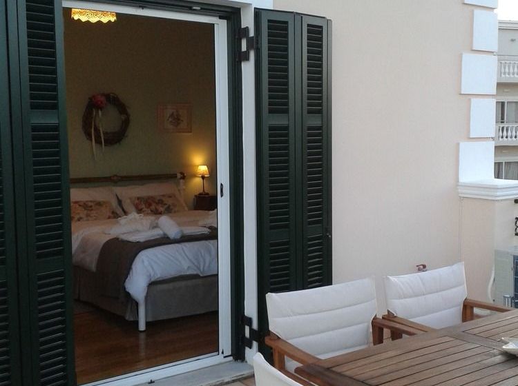 酒店 Garitsa Bay Apartment