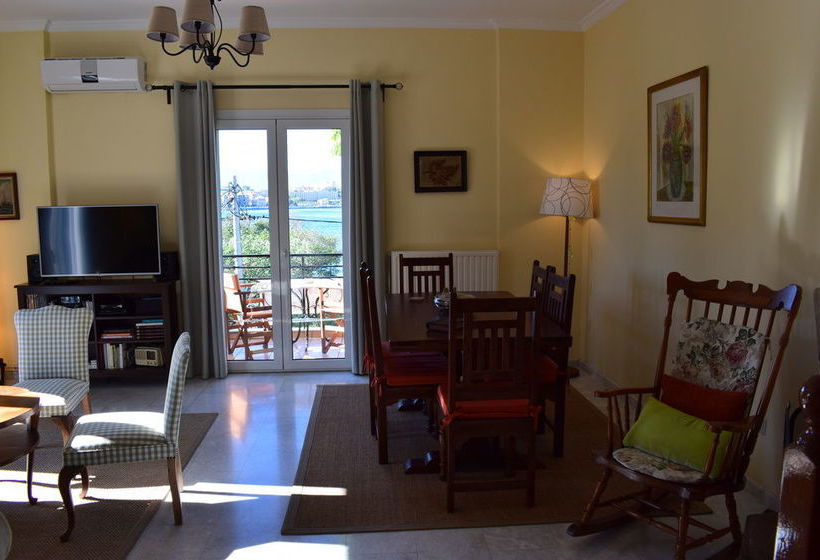 酒店 Garitsa Bay Apartment