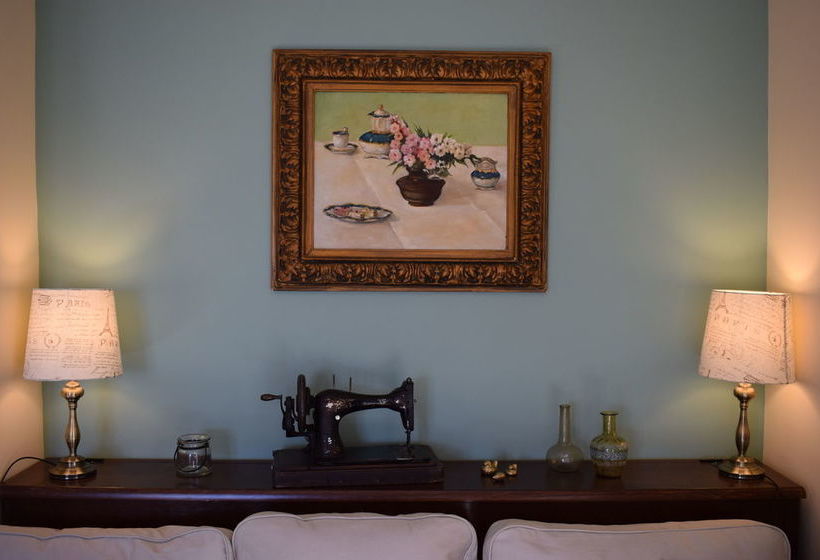 酒店 Garitsa Bay Apartment