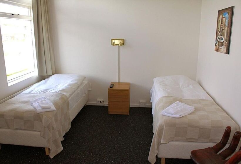 هتل Hofn Inn Guesthouse