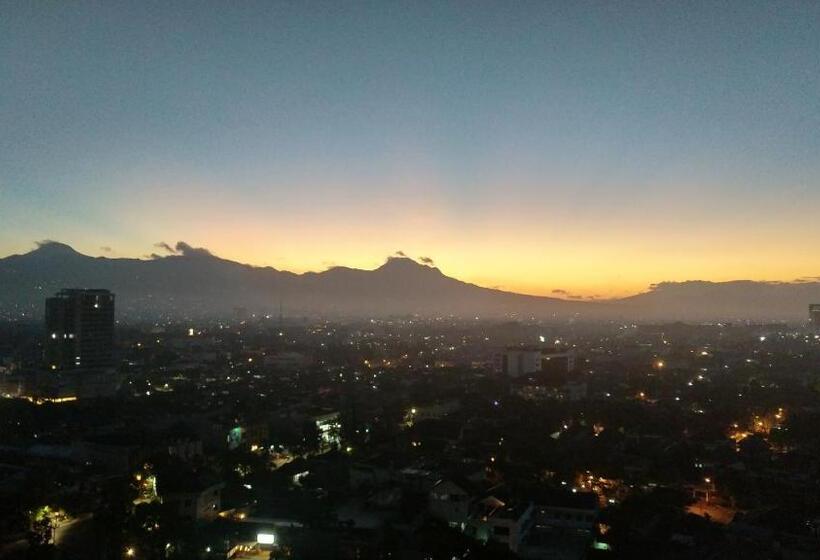 Hotel Inap At Capsule Hostel