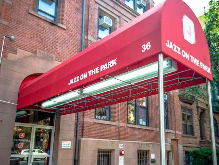 호텔 Jazz On The Park Hostel