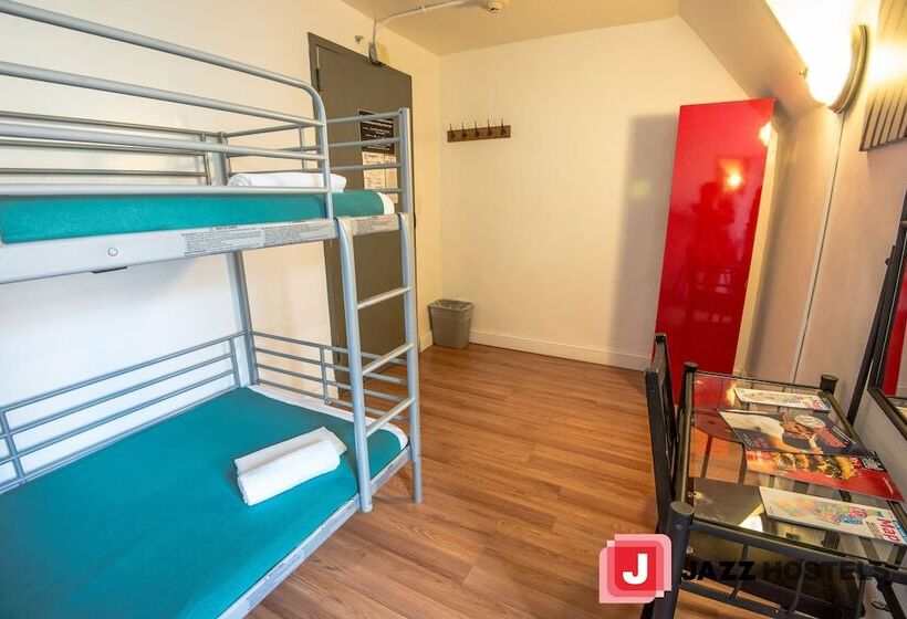 호텔 Jazz On The Park Hostel