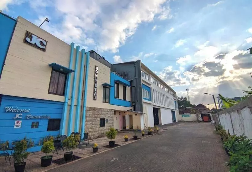 Hotel Jc Homestay Jember