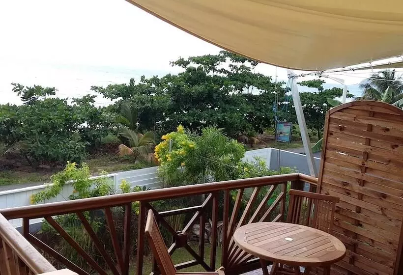 هتل Katalo Plage