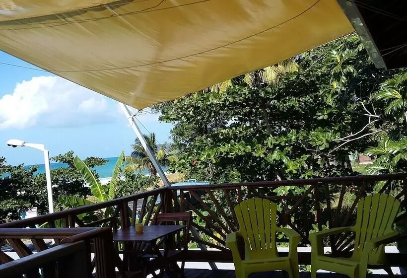 هتل Katalo Plage