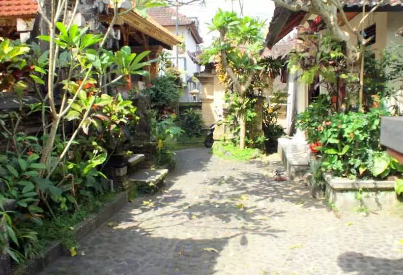 ホテル Lecuk Inn Ubud