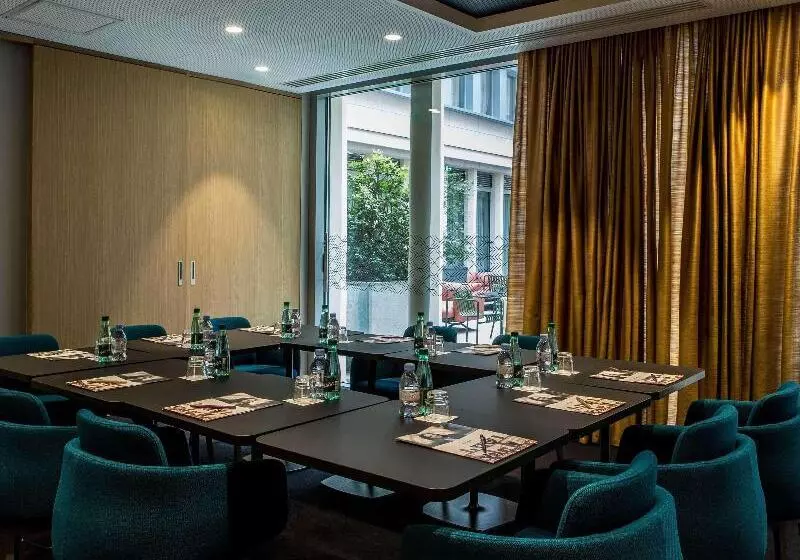 ホテル Mercure Paris 17 Batignolles