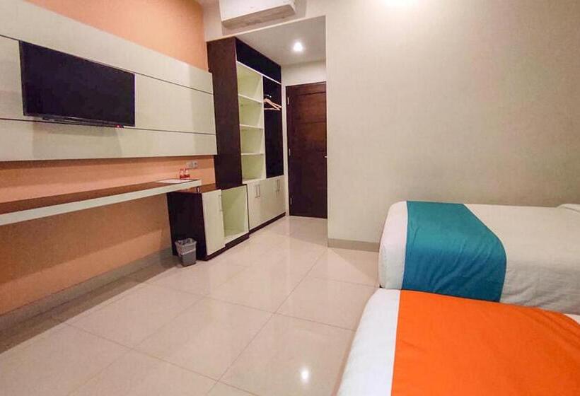 Sans Hotel Nagari Malioboro