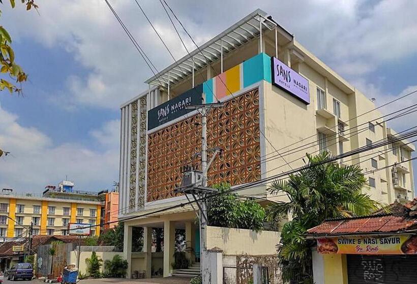 Sans Hotel Nagari Malioboro