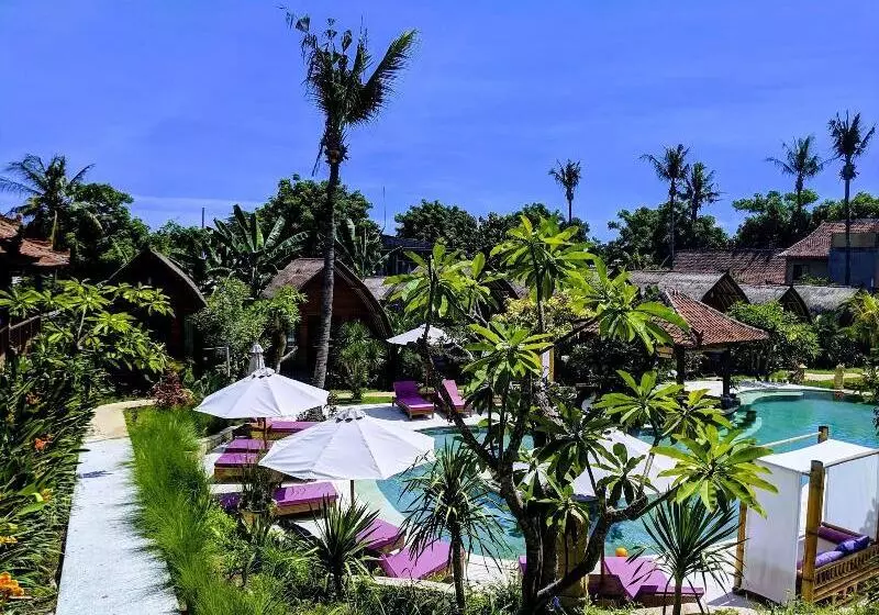 هتل Paradesa Living