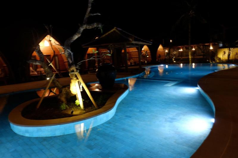 Hotel Paradesa Living