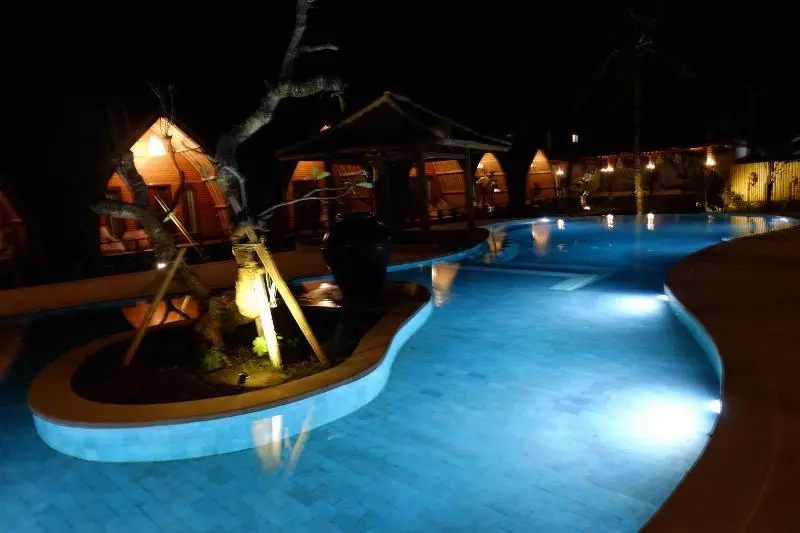 هتل Paradesa Living