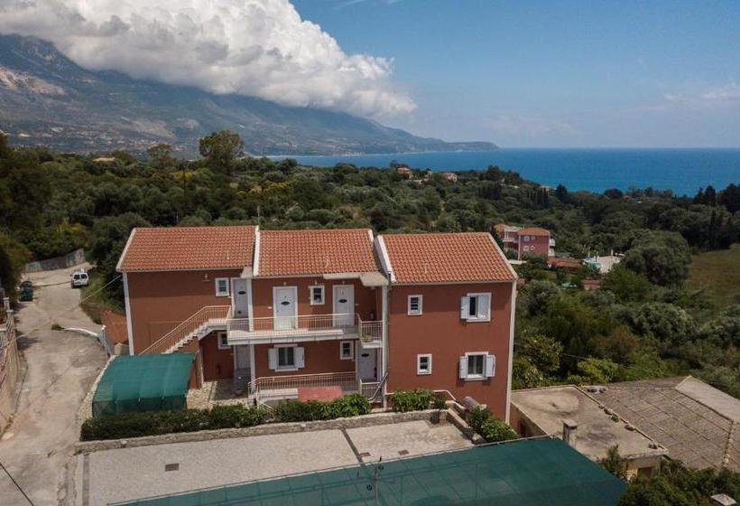 ホテル Pernari Apartments