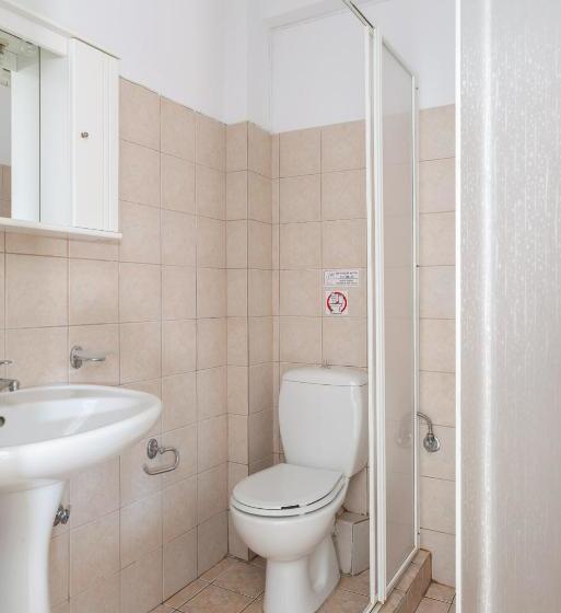 ホテル Pernari Apartments