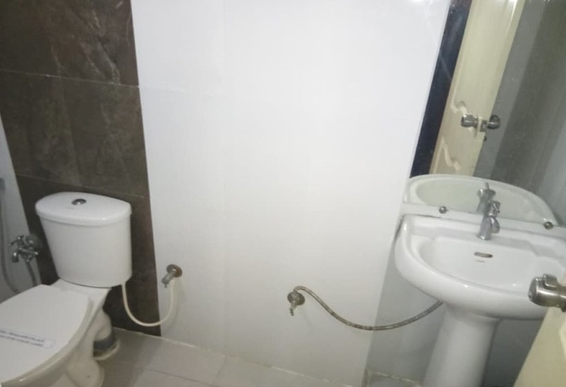 Hotel Prakaash Palace