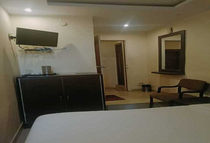 Hotel Prakaash Palace