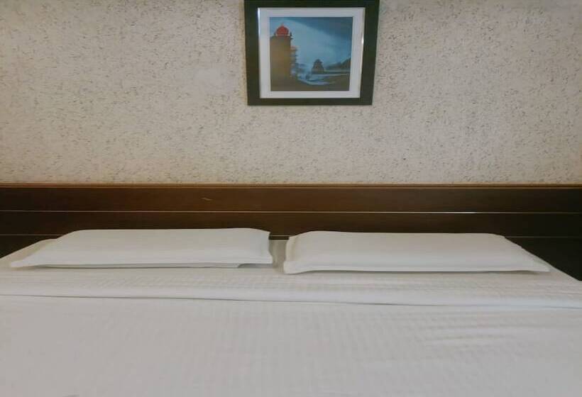 Hotel Prakaash Palace