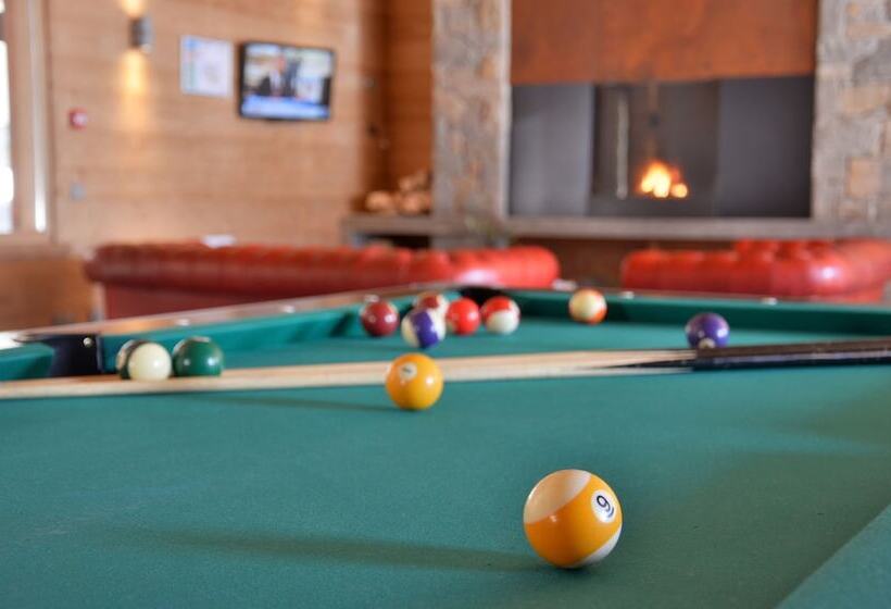 Отель Residence  Les Grandes Alpes