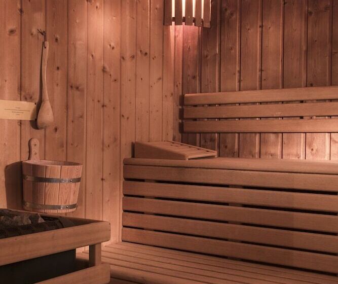 Отель Residence  Les Grandes Alpes