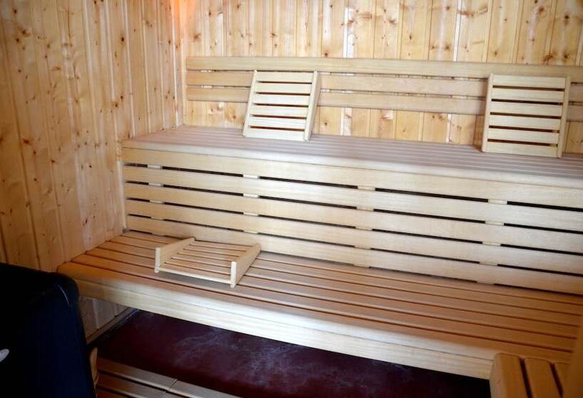 Отель Residence  Les Grandes Alpes