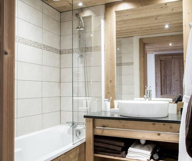 Отель Residence  Les Grandes Alpes