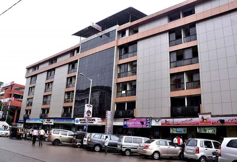 Hotel Roopa