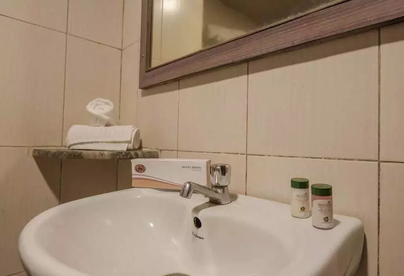 Hotel Roopa